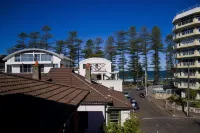 Manly Beach Guesthouse Hotels in Manly
