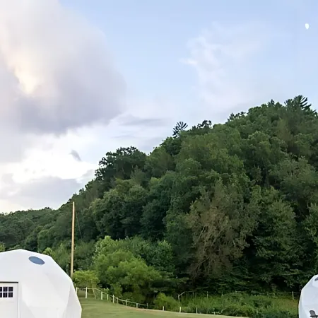 Smoky Mountains Glamping Dome #1 (Read Details)