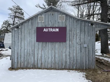 Autrain Motel