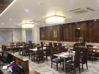 Hotel Rudra Royals 셔디 호텔