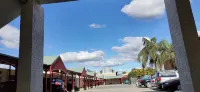 休謨客棧莫泰 - 汽車旅館
