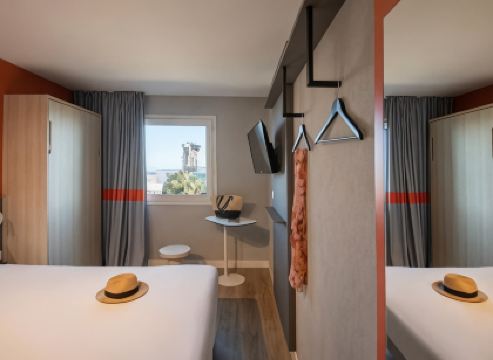 Hôtel ibis budget Nice Aéroport Promenade des Anglais