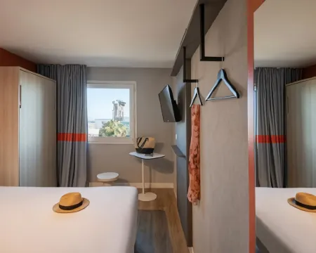 Ibis Budget Nice Aéroport Promenade des Anglais ニースのホテル