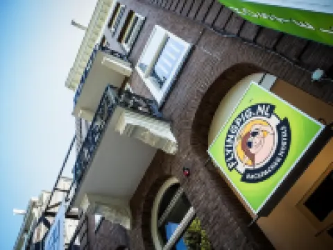 โฮสเทลเดอะ ฟลายอิง พิก อัปทาวน์ โรงแรมในอัมสเตอร์ดัม