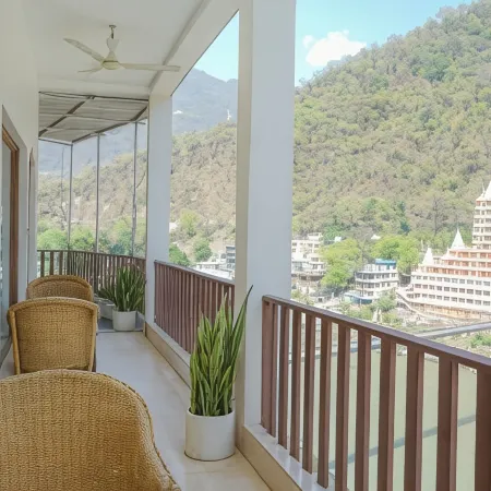 Hotel Ishan - A Ganges Riverside Retreat by Salvus