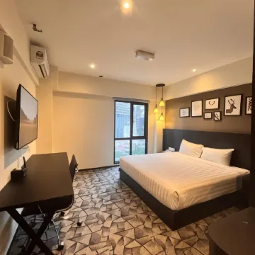 Hotel Damai Kuala Lumpur (Formerly known as Hotel Aman Kuala Lumpur) Отели рядом с достопримечательностью «Развлекательный центр TREC KL»