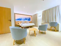 브릿 호텔 피신 & 스파 - 푸제르 - 4성급