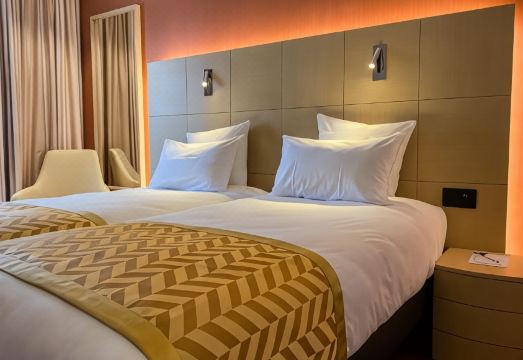 제네바 공항 근처 호텔 외부 전경