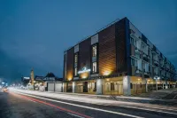 Dparagon Perumnas Hotel a 