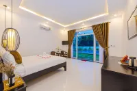 Hoi An Sunny Pool Villa Hotels in Cam Nam