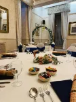 Thomas Arms Hotel - breakfast