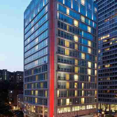 Sofitel Montréal Golden Mile Hotel Exterior