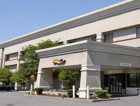 Baymont by Wyndham Detroit/Roseville