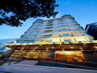MJ Hotel and Suites Hôtels à proximité de : Centre commercial Ayala Center