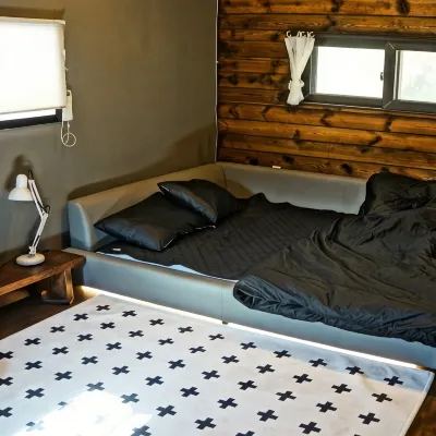 Busan Pension Gallery Gadeok Pension 鄰近峨嵋山展望台的酒店