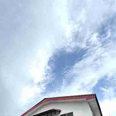 DEE OS' Hotel Hotel Exterior