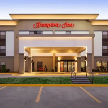 Hampton Inn by Hilton Wichita-East Отели в г. Уичито