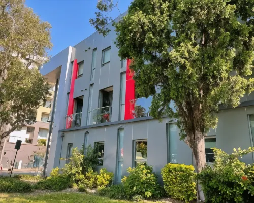 Best Western Plus Camperdown Suites Hotels in Camperdown