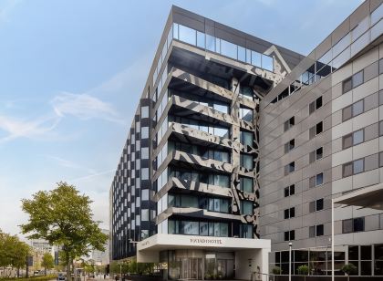 Haven Hotel Rotterdam, Curio Collection by Hilton