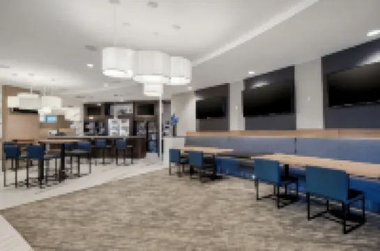 Best Western Plus Sawridge Suites Hotels in Fort McMurray