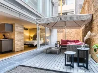AR218 Hotel by Uliv Hotels near Blackberry Forum