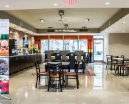 Quality Suites Fort Myers Airport I-75