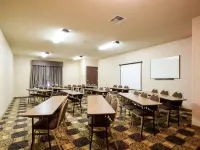 Quality Suites Huntsville Near University Hotels in Walker County