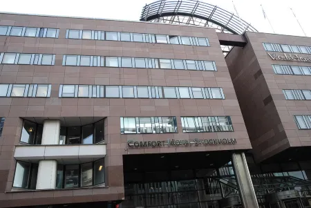 Comfort Hotel Xpress Stockholm Central Отели рядом с достопримечательностью «Vesslan skulptur»