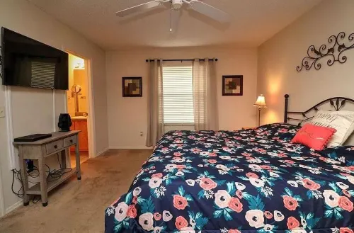 Home away from home entire house Hotels in The Villages