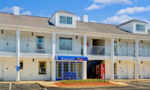 Baymont by Wyndham Smithfield