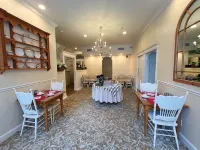 Best Western Grandmas Feather Bed - breakfast