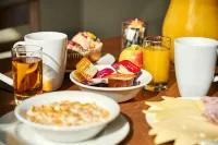 Discovery Inn - Leeds - breakfast