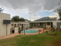 Valleycenter guest lodge - Pools