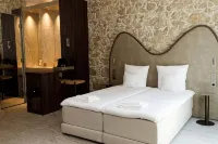 Notre Dame City Residence - Self Check-IN