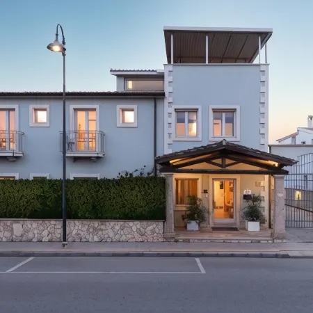 Marin Hotel