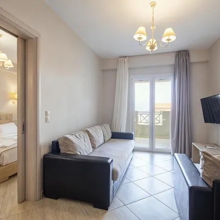 Robolla Beach Aparthotel