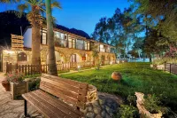 Alados Otel - Parking