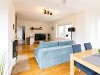 "Augustus" vacation apartment in Radebeul, for 4 guests, 75m², with terrace and fireplace Hotels in Radebeul