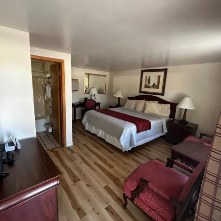Rainbow Lodge and Inn Отели рядом с достопримечательностью «Колорадский колледж»