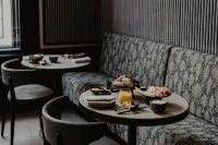 The Nox Hotel
