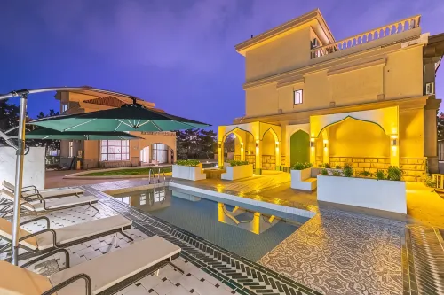 Floral Hotel · Weihai Haya Swimming Pool Garden hotel