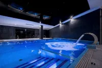 Green Mountain 5* Hotel - Pools