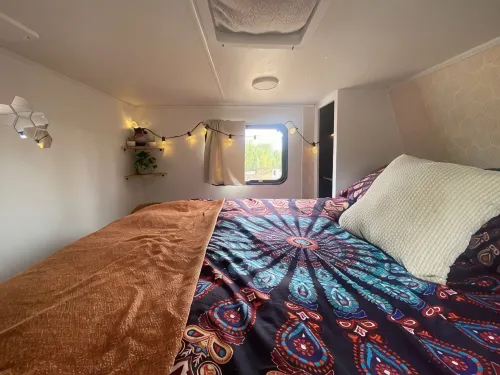 Stay in Grace: Beautiful Renovated Camper in Mountain Wine Country of Paonia