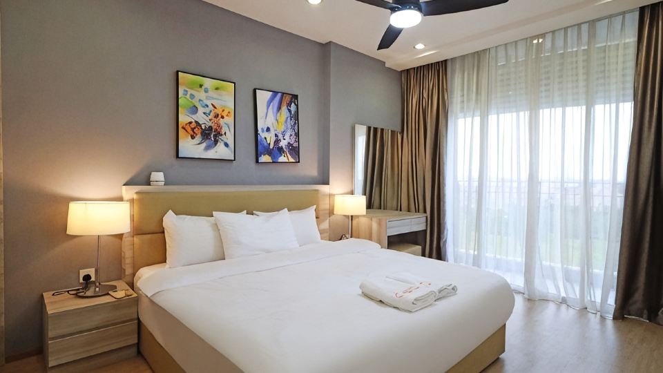 4pax King Bed 2BR Encorp Marina