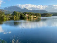 Lake Chill Resort - Resorts