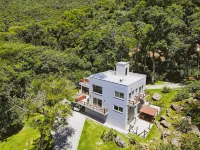 Casa de Campo Alto Padrão - Hospedar com Propósito Hotels in Pantano do Sul