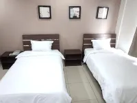 Behomy Corner Eight Lippo Karawaci Các khách sạn gần Khu phố Benton Junction