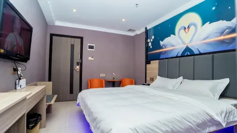 Cup Premium Hotel in Луодин