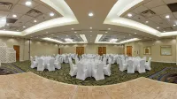 คราวน์ พลาซ่า ดัลเลส แอร์พอร์ต บาย IHG - พร้อมอาหารเช้า