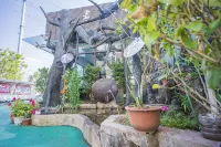 Xichang Qionghai International Apartment Hotel - Kondo